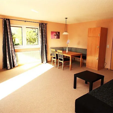 Feiken Homestay Wesenufer