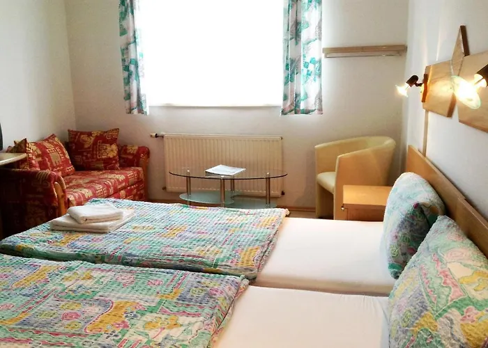 Feiken Privatunterkunft Wesenufer